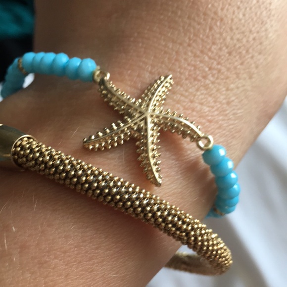 Two bracelets for price of one - Picture 3 of 4